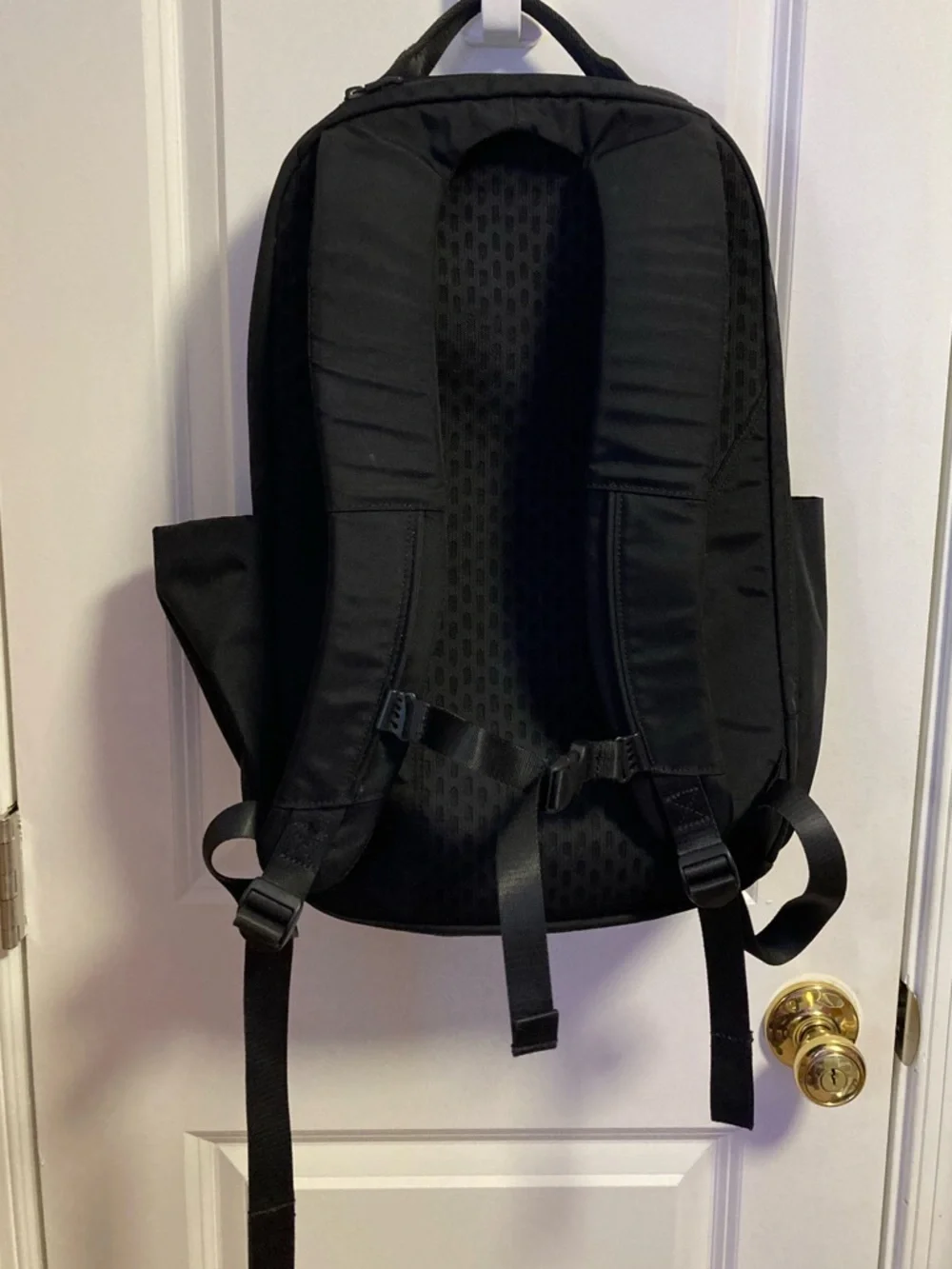 LULULEMON - Black Large Backpack